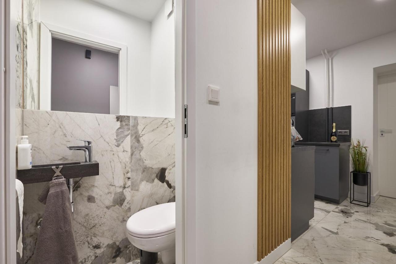 Platinum Apartment - Parking - Klimatyzacja - Winda - Self Check In 브로츠와프 외부 사진