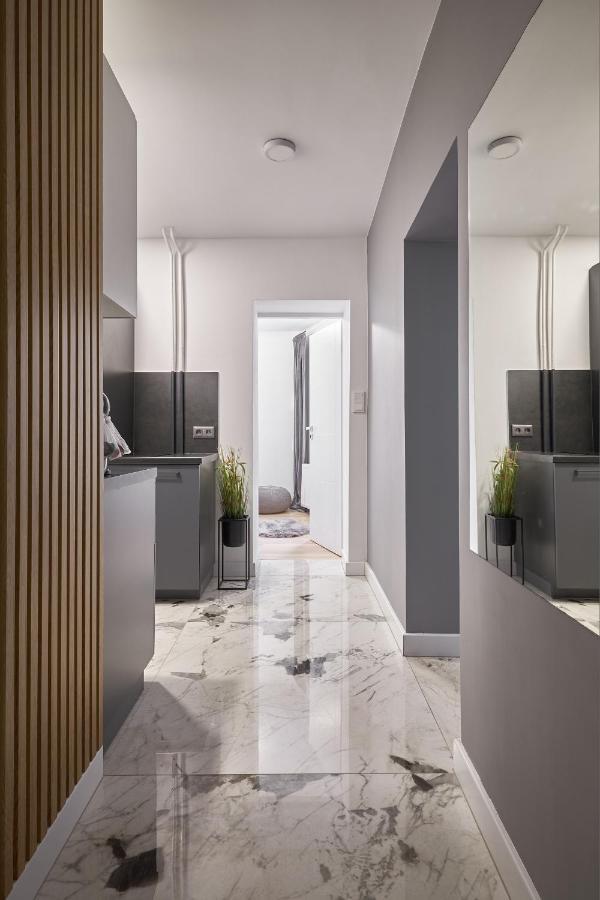 Platinum Apartment - Parking - Klimatyzacja - Winda - Self Check In 브로츠와프 외부 사진